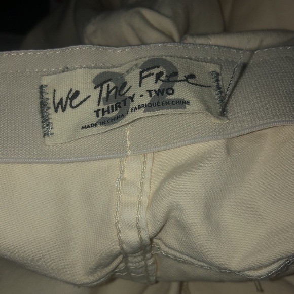 Free People || NWT || White Penny Pull On Flare Jeans - Picture 4 of 7